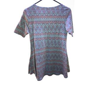 💕3/$30💕 LuLaRoe Blue Chevron Perfect T Size XXS